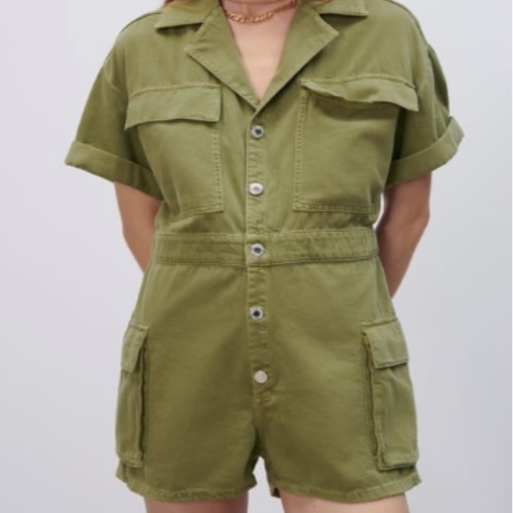 ZARA jumpsuit with pockets army green